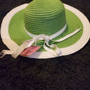 Womens beach hats